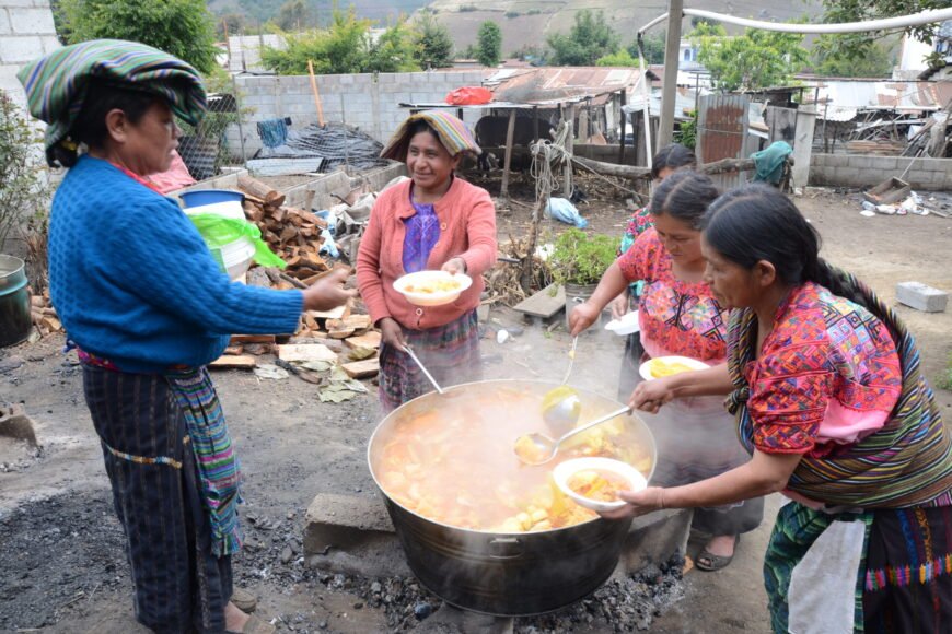 Best Street Style Looks From New York Fashion Week Spring 2018